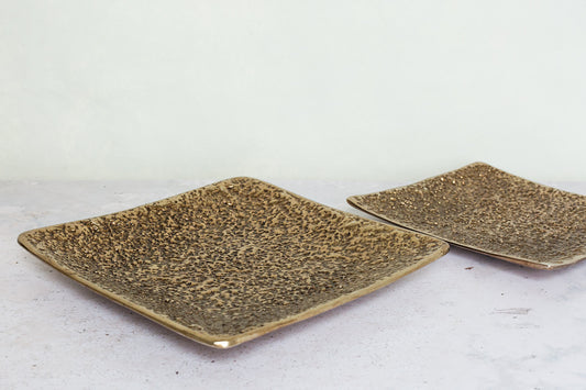 Decorative plate with antique gold finish